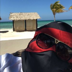 Meet your Posher, Lawrence